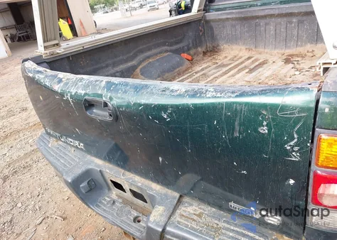 2001 Toyota Tundra Sr5 V8 из США, поврежденный, VIN 5TBRT34121S130727